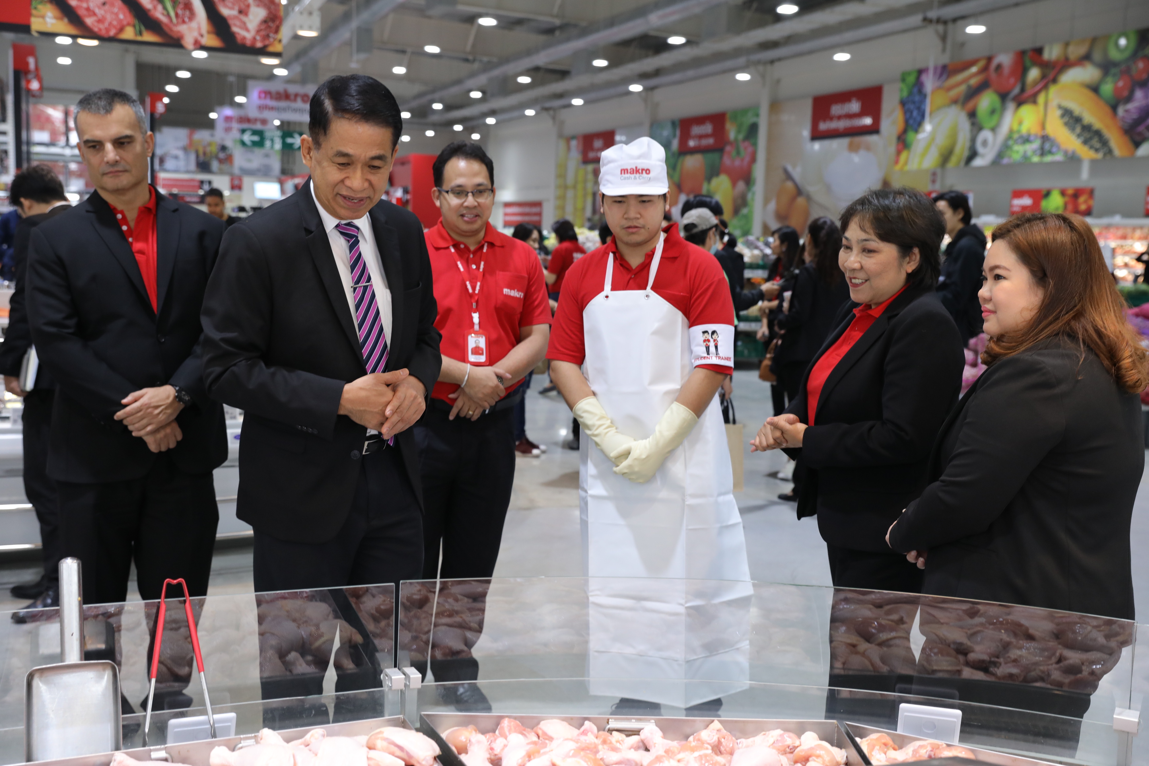 แม็คโคร จับมือสถาบันการศึกษาทั่วไทย พลิกโมเดลฝึกงานใหม่ ติวเข้มนักศึกษาฝึกงานสู่แรงงานคุณภาพ ลดโอกาสตกงาน เห็นเส้นทางอาชีพชัดเจน