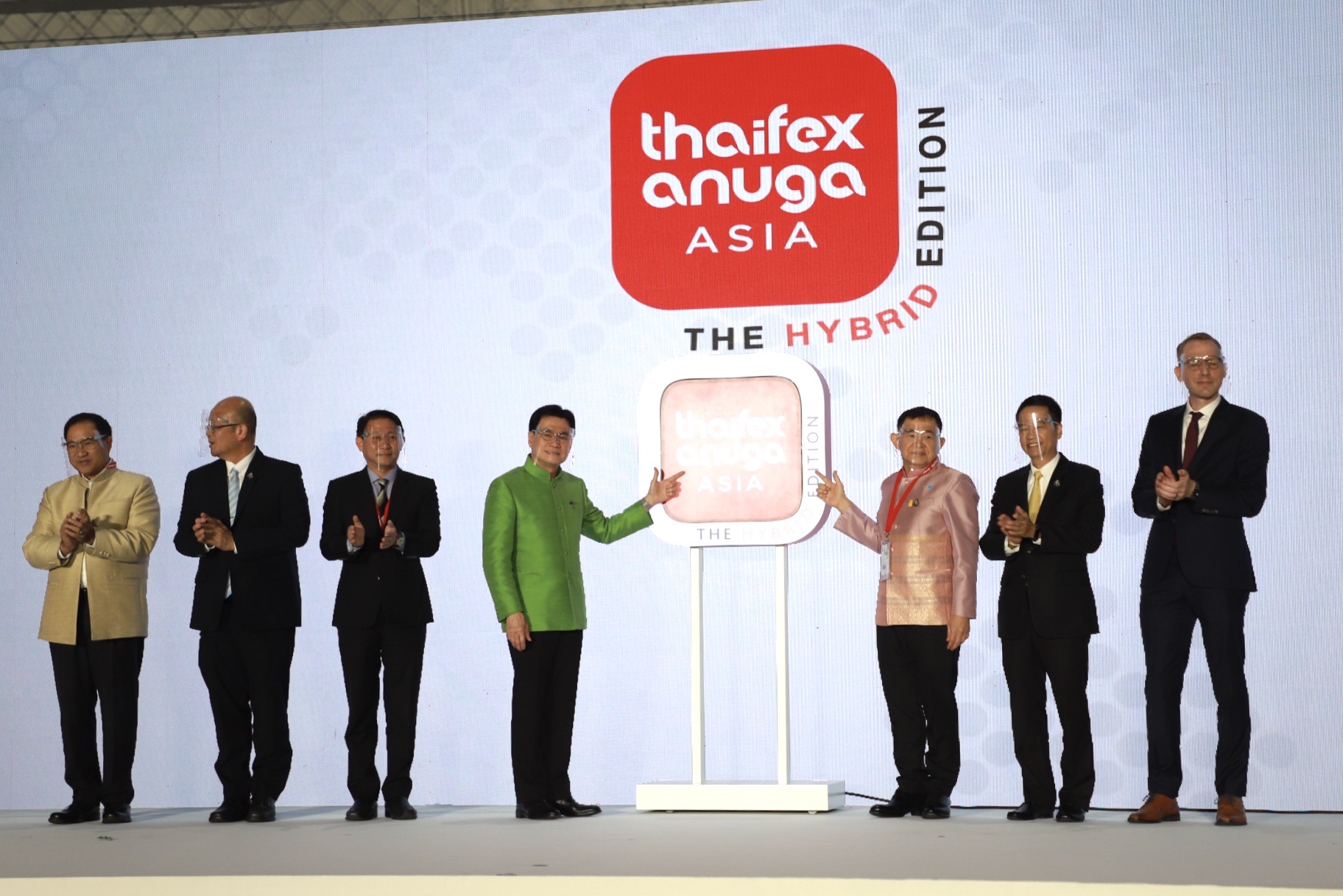 รับมือส่งออก! จุรินทร์ นำพาณิชย์ จัด THAIFEX–ANUGA ASIA 2020 แบบ “The Hybrid Edition” นำอาหารไทยสู่ตลาดโลก พร้อมจับมือ 4 กระทรวง MOU มาตรฐานความปลอดภัยอาหารจากโควิด-19